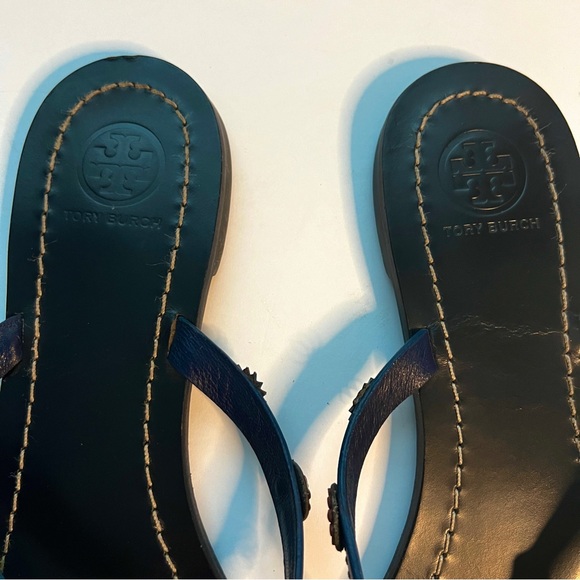 TORY BURCH Marguerite Terra Leather Thong Sandals Flip Flops Navy Blue 8.5 - Picture 5 of 8
